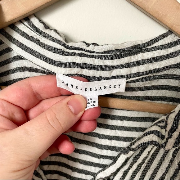 Jane and Delancey Striped Cap Sleeve Button Down Rayon Top - Picture 3 of 6